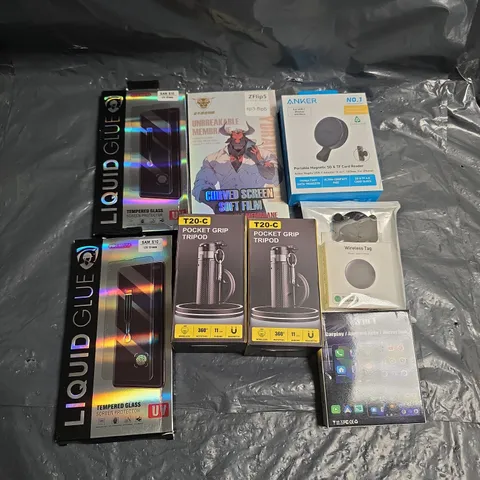 LARGE QUANTIY OF ASSORTED ELECTRICAL ACCESSORIES