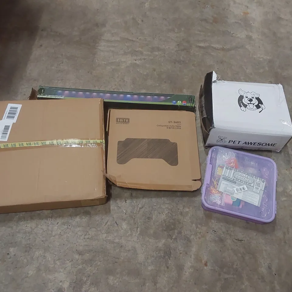 PALLET CONTAINING ASSORTED ITEMS TO INCLUDE: LED AQUARIUM LIGHT, DOG CAR SEAT, CEILING LIGHT, COLLAPSIBLE AUTO TABLE ECT