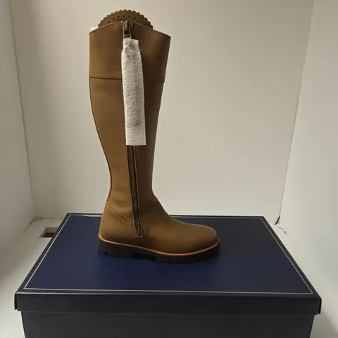 FAIRFAX & FAVOR LADIES NARROW FIT EXPLORER OAK LEATHER BOOTS - KNEE-HIGH, UK 6