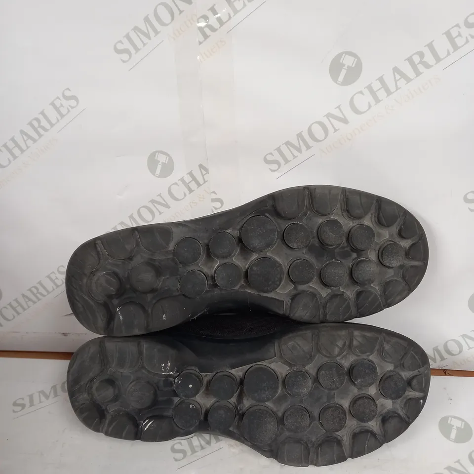  SKECHERS GO WALK 6, BLACK , UK SIZE 6