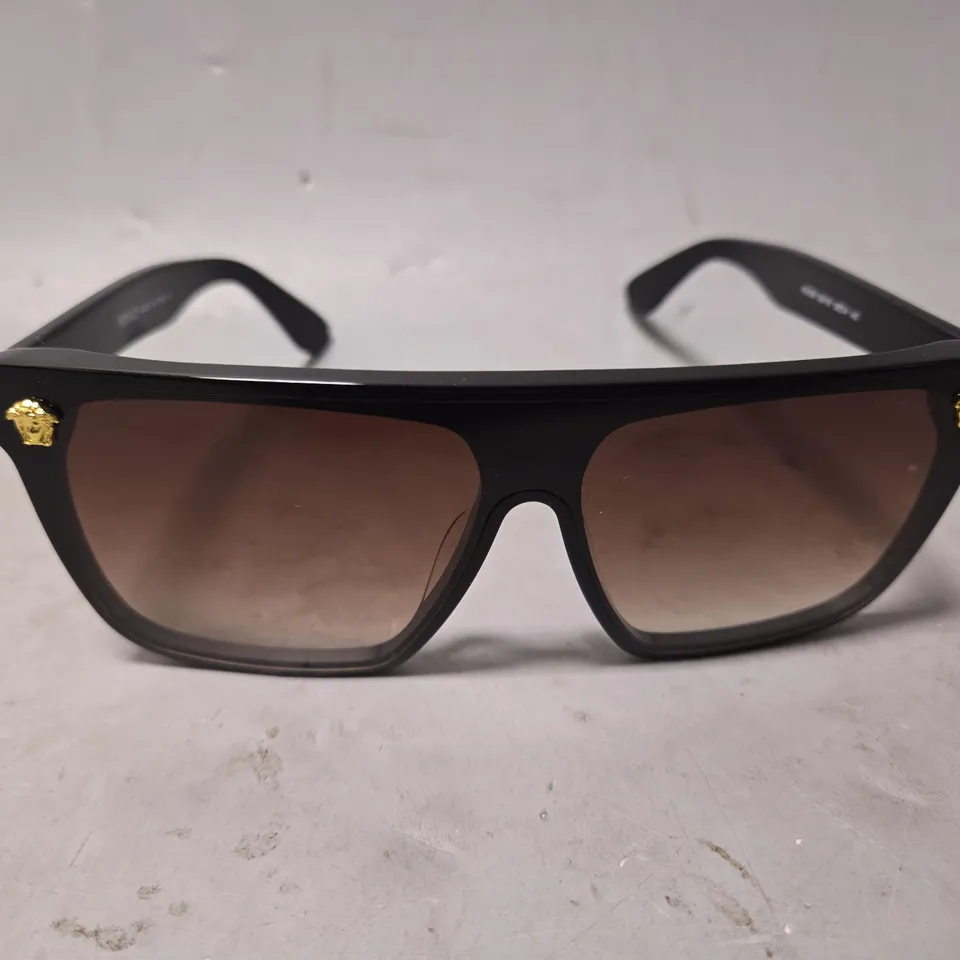 BOXED VERSACE MENS BLACK SUNGLASSES 