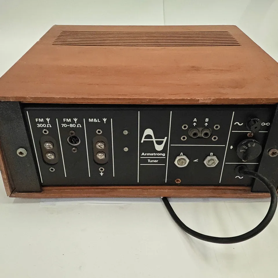 UNBOXED ARMSTRONG 523 TUNER