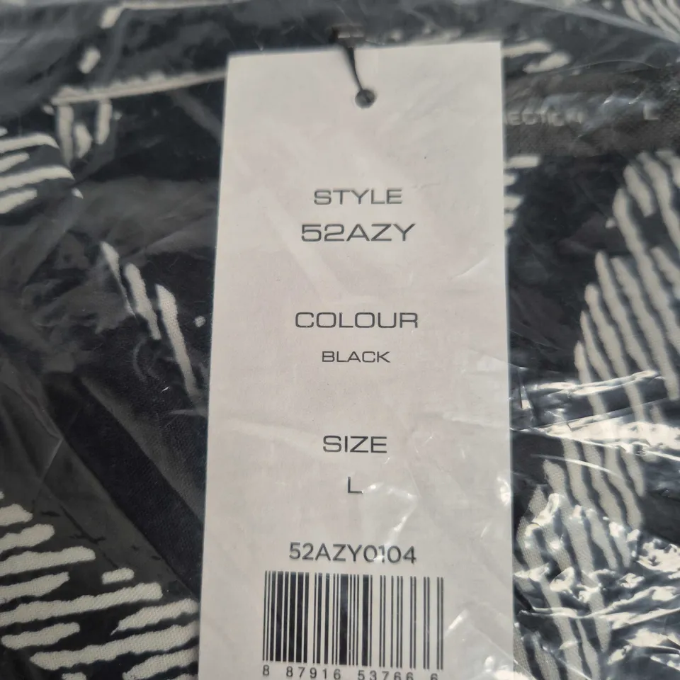 FRENCH CONNECTION BLACK PATTERNED SHIRTT – STYLE 52AZY – SIZE L