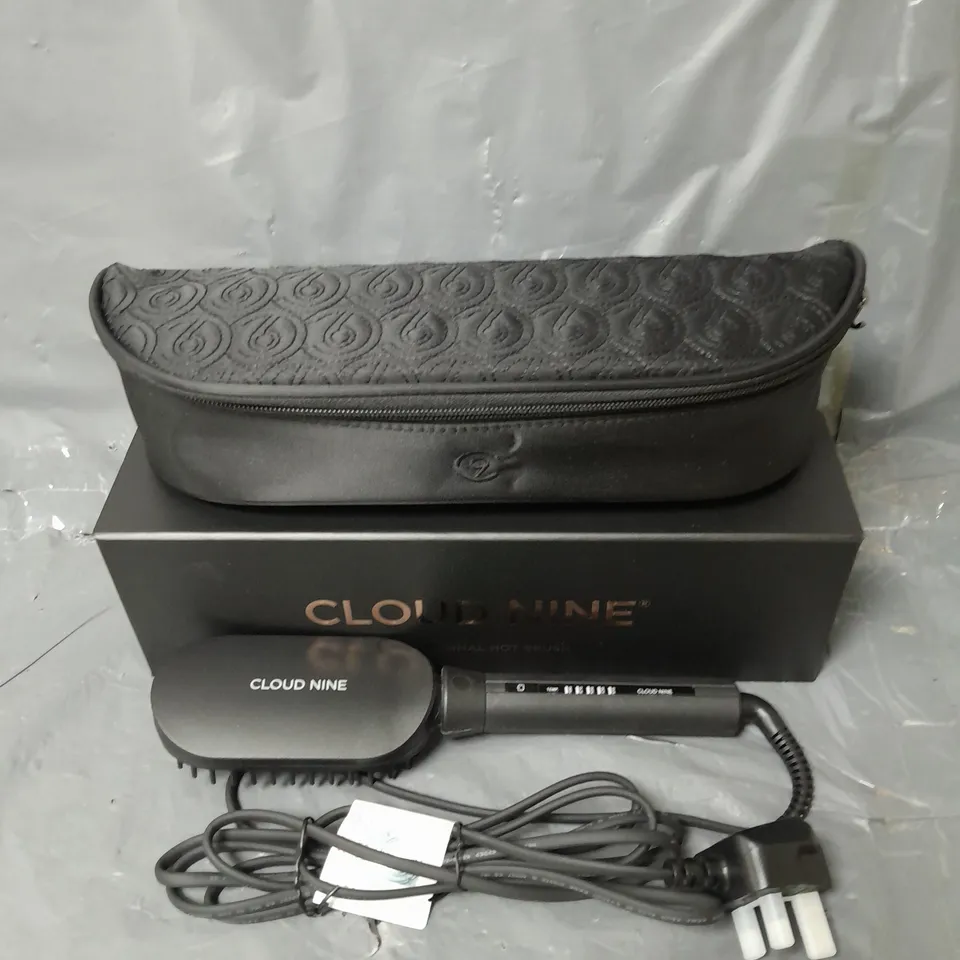 CLOUD NINE THE ORIGINAL HOT BRUSH