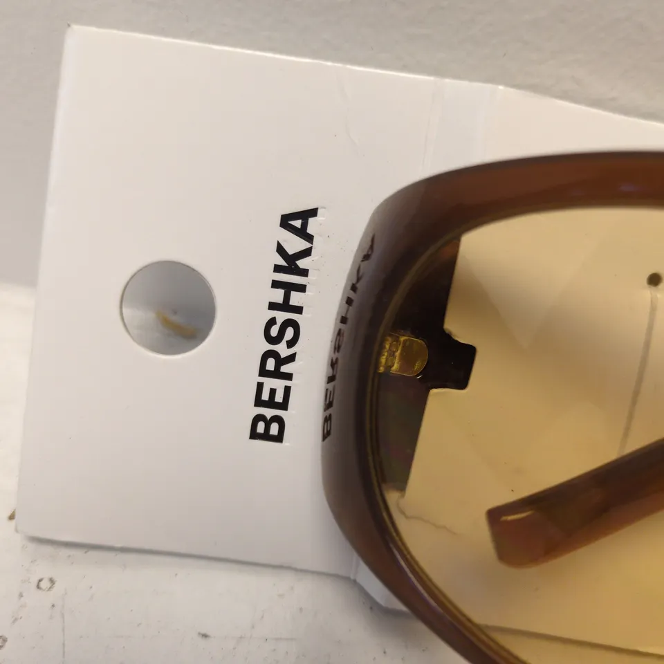 BERSHKA SUNGLASSES – BROWN FRAME, AMBER LENSES