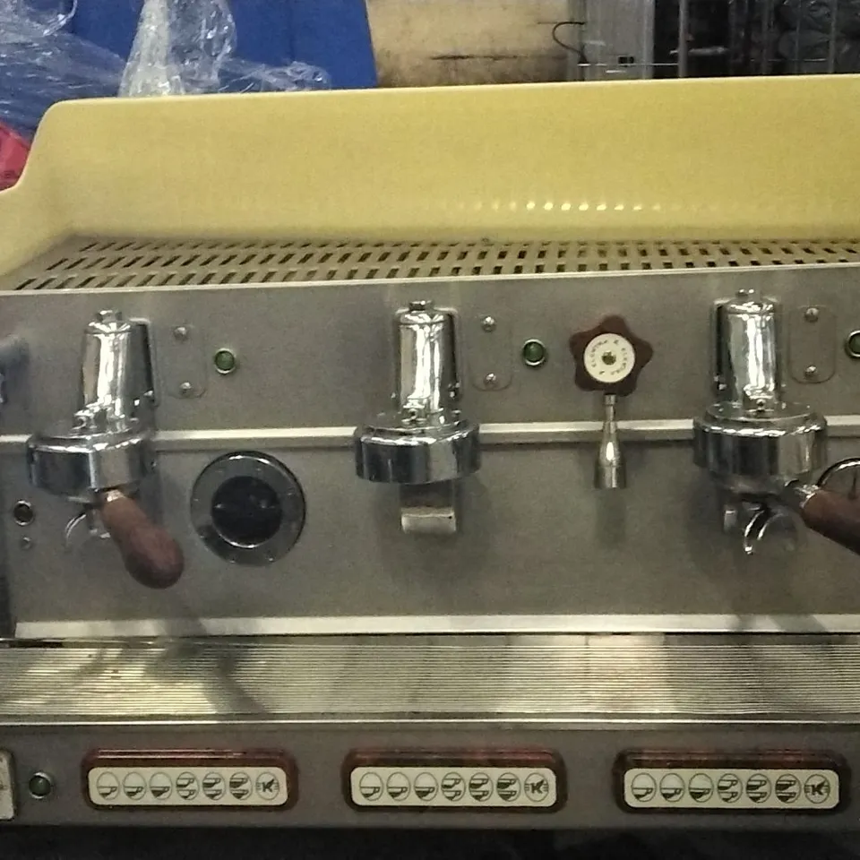 MATHEW ALGIE ELEKTRA BARLUME COFFEE MACHINE 