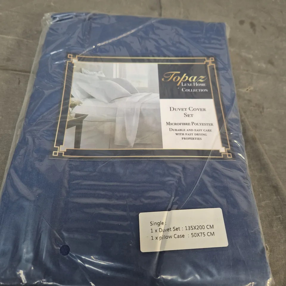 BOX OF 10 ASSORTED NAVY BLE DUVET COVER SETS