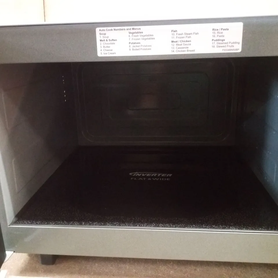 PANASONIC SILVER MICROWAVE OVEN 