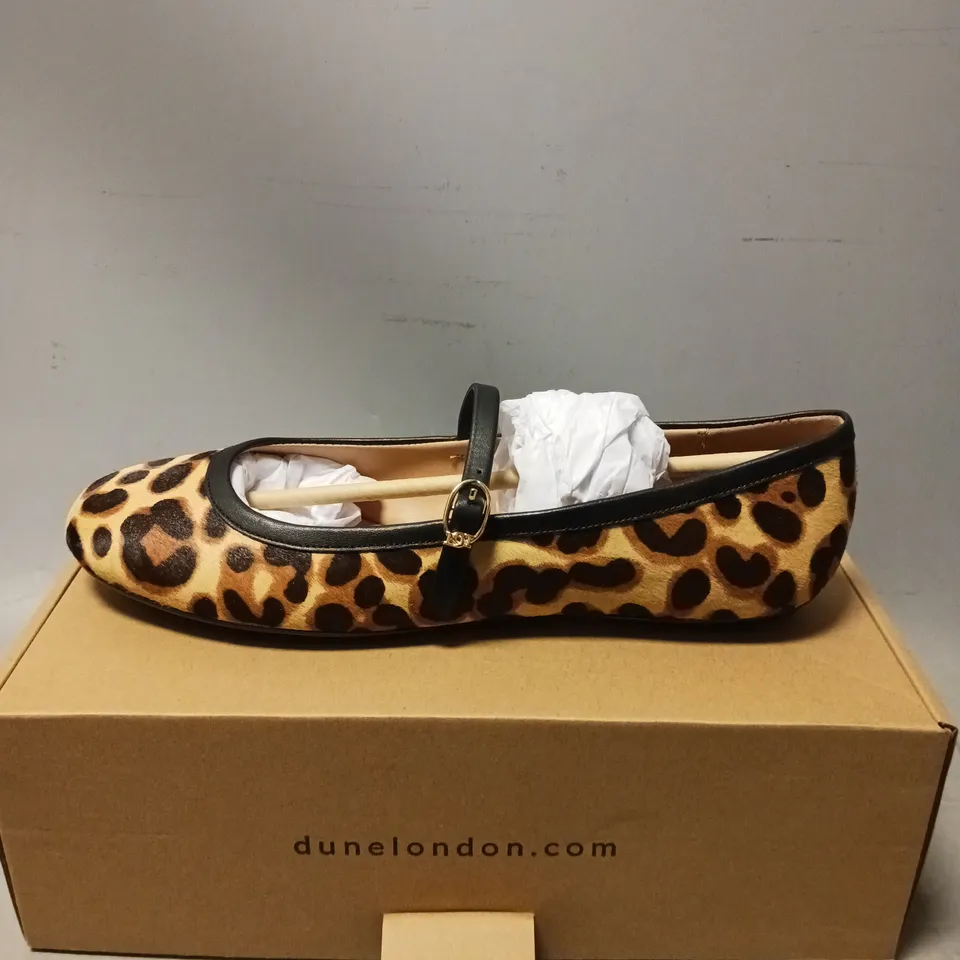 BOXED PAIR OF DUNE LONDON HEIDA BALLERINAS SHOES, LEOPARD/BLACK - UK SIZE 7