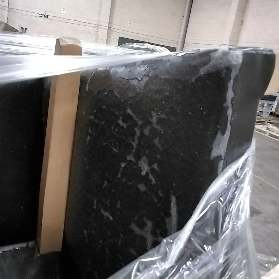 PALLET OF ASSORTED FLAT PACK FURNITURE AND PARTS TO INCLUDE: DINING CHAIRS, SOFA, 4M MANUAL BLIND WITH ZIPPER, PERGOLAS ETC
