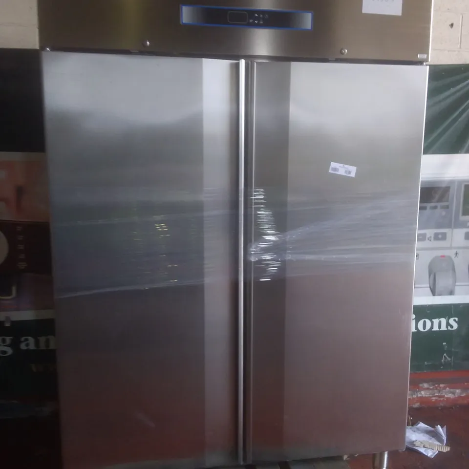 LARGE DISPLAY FRIDGE 