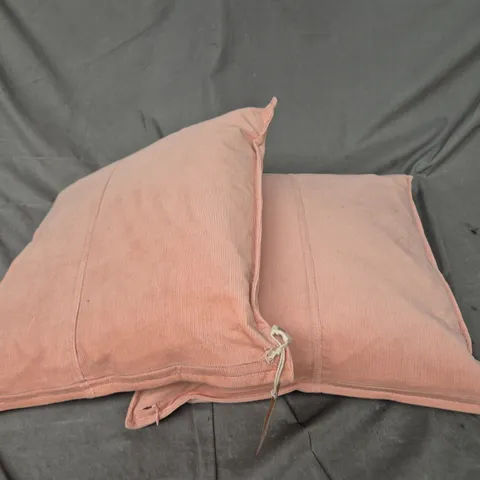 SET OF 2 LOAF CUSHIONS - LIGHT PINK - 43CM X 43CMN