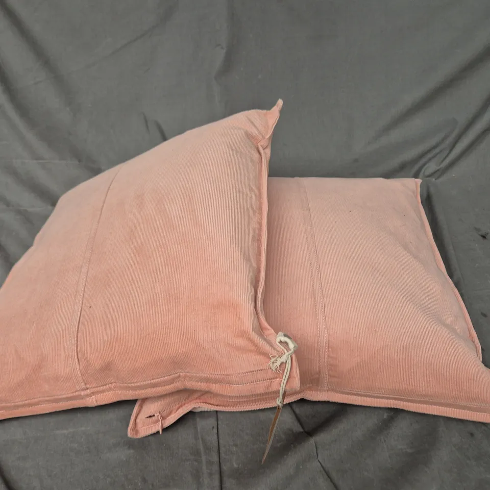 SET OF 2 LOAF CUSHIONS - LIGHT PINK - 43CM X 43CMN