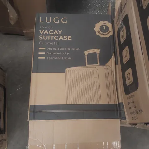 BOXED LUGG TRAVEL SUITCASE