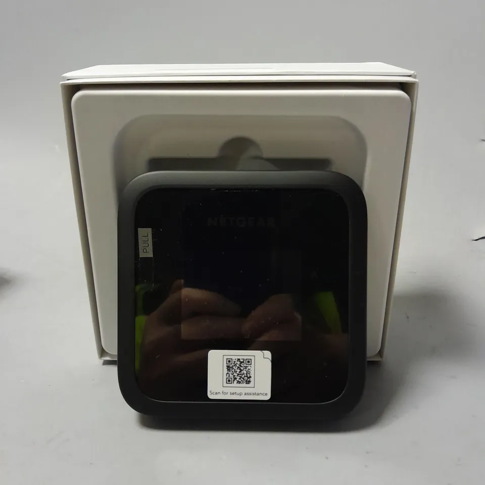 NETGEAR NIGHTHAWK M6 MOBILE HOTSPOT ROUTER 