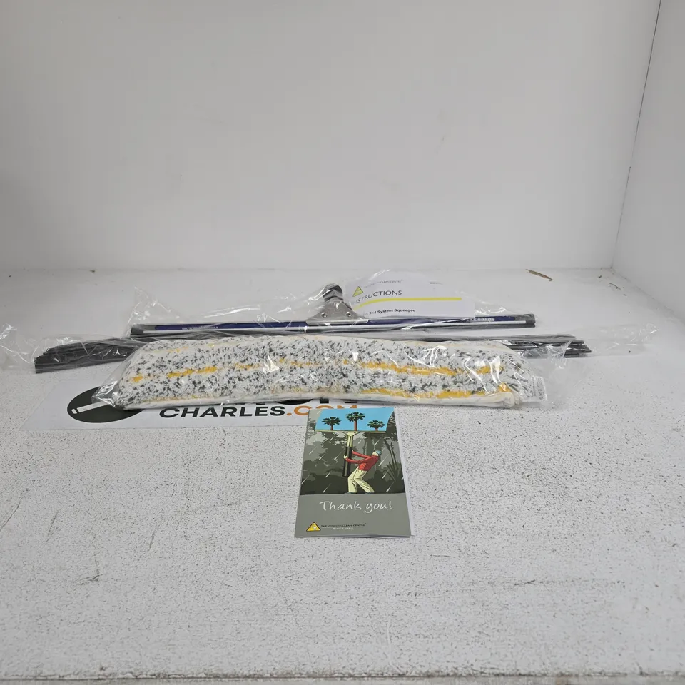 THE WINDOW CLEAN CENTRE SQUEEGEE BOXED