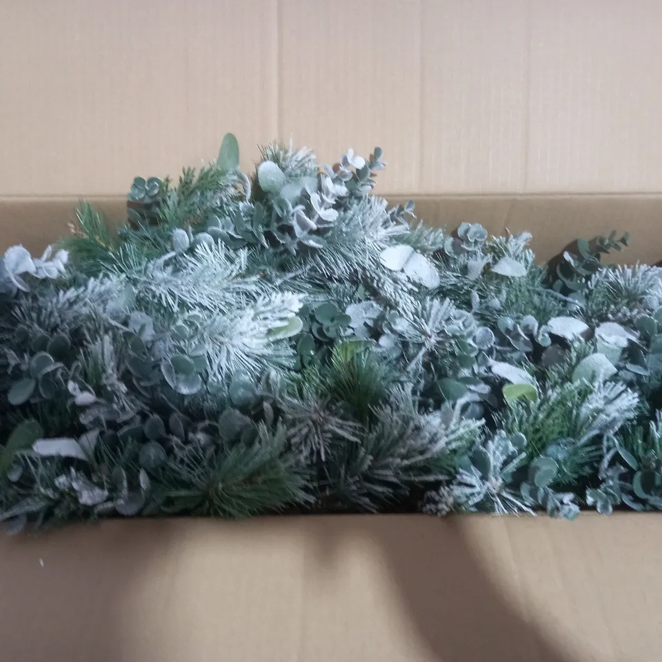 K BY KELLY HOPPEN PRE-LIT GREENERY CHRISTMAS DECORATION - GARLAND