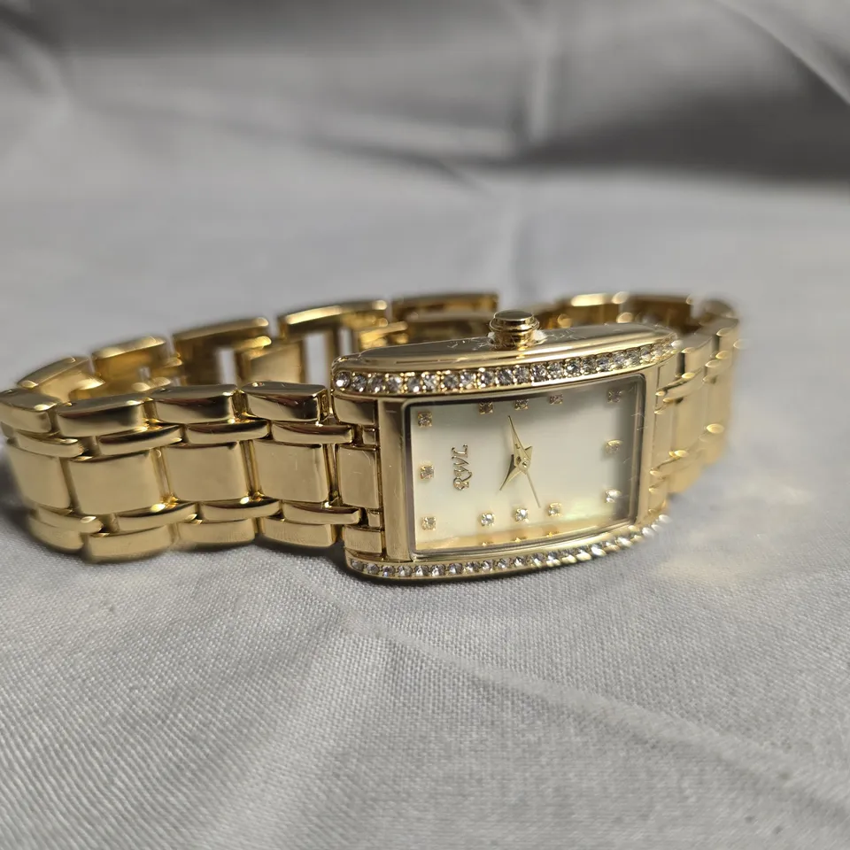 GOLD-TONE SQUARE-FACED WRISTWATCH WITH CRYSTAL BEZEL