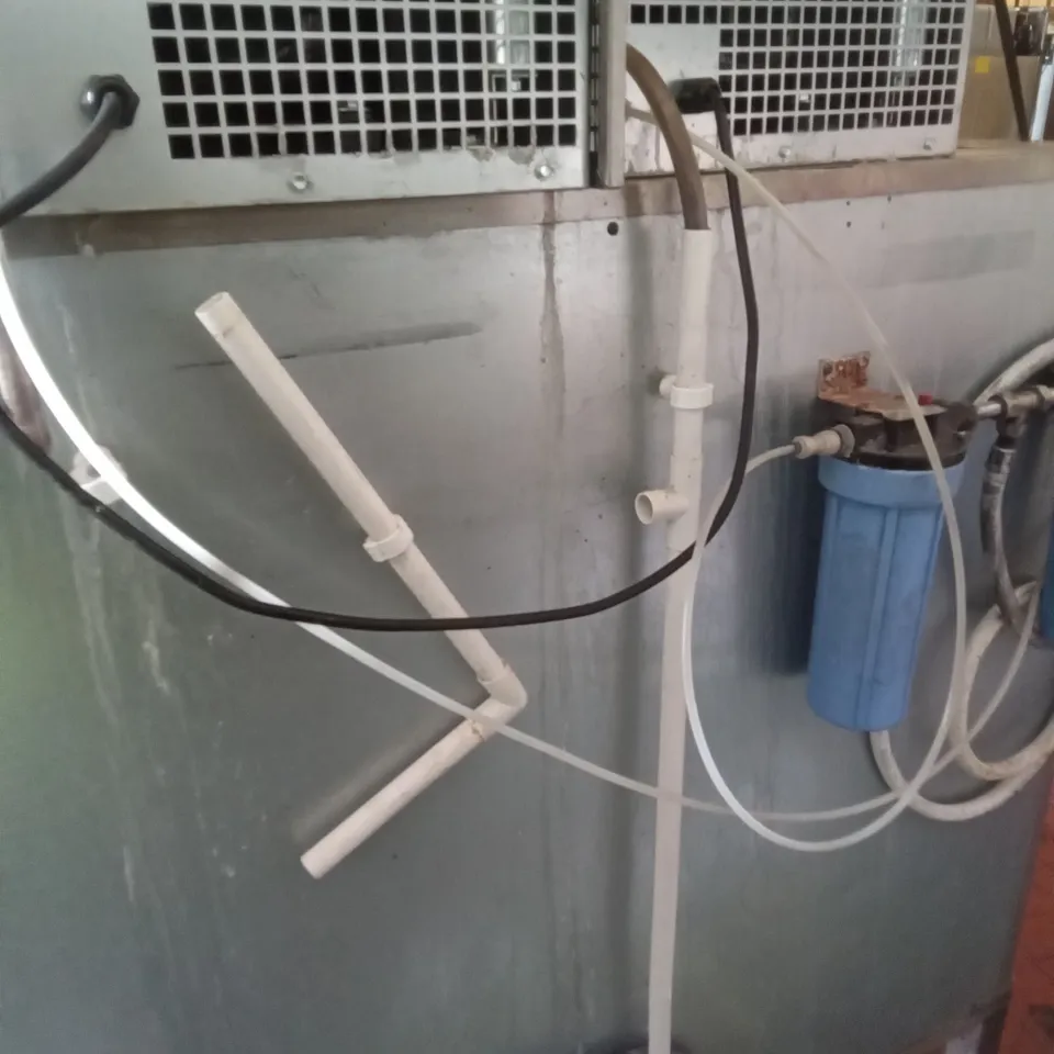COMMERCIAL FOLLETT ICE MAKER WITH VENTILATION 