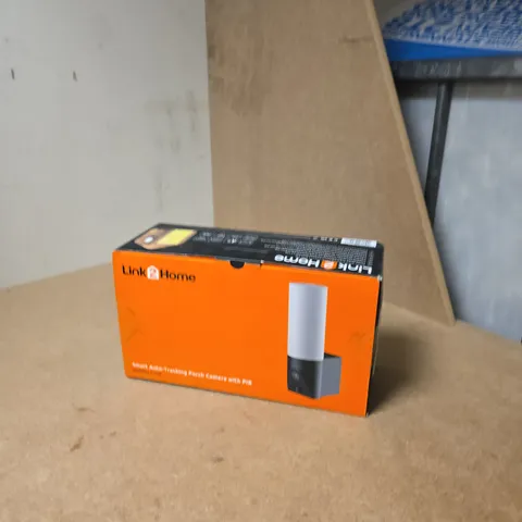 LINK 2 HOME SMART AUTO TRACKING PORCH CAMERA WITH PIR