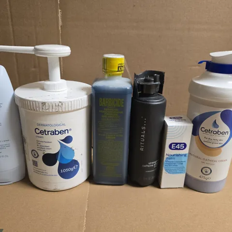 APPROXIMATELY 15 ASSORTED HEALTH & BEAUTY PRODUCTS TO INCLUDE LIZ EARLE , E45 AND RITUALS 
