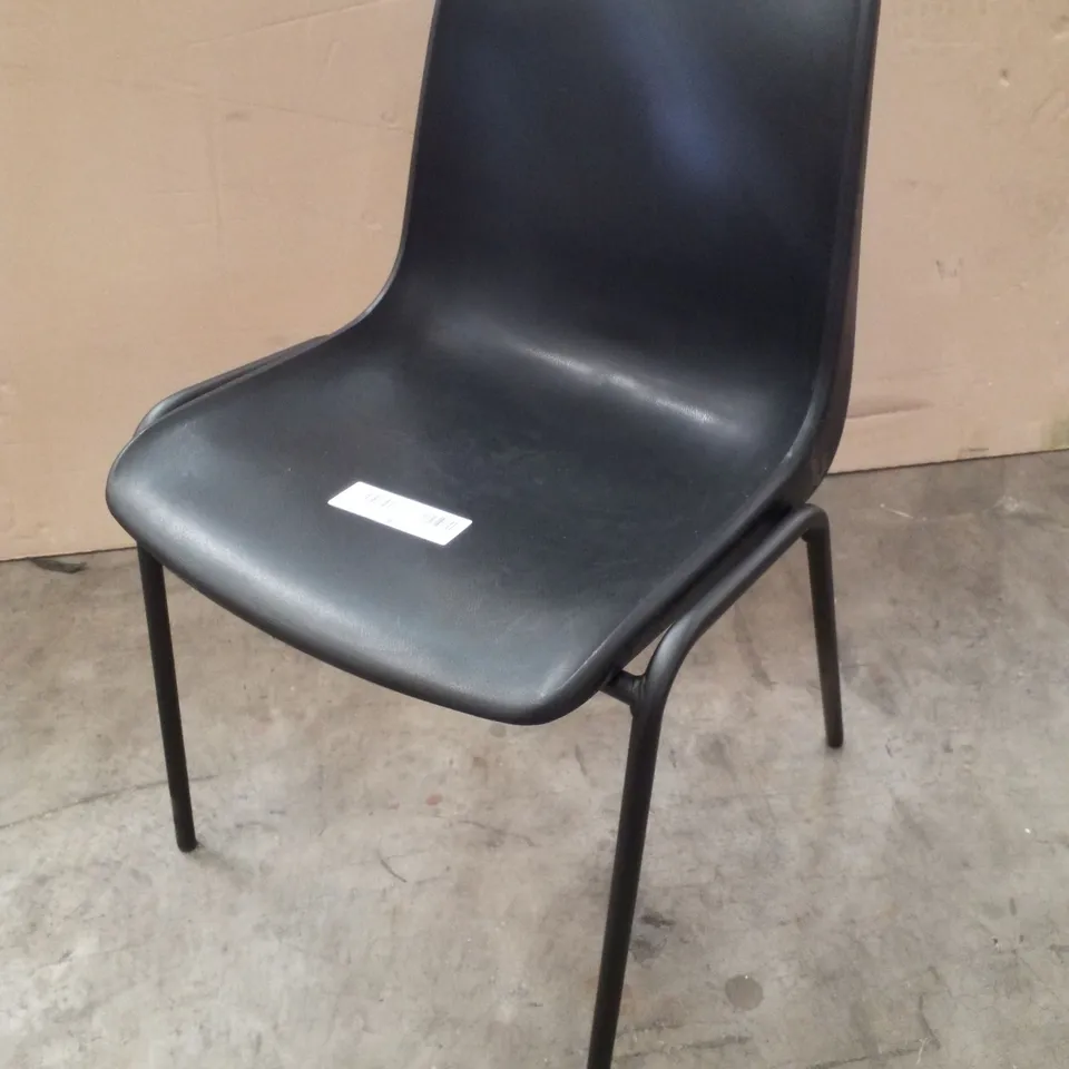SET OF 6 PLASTIC STACKING CHAIR SIERRA BLACK