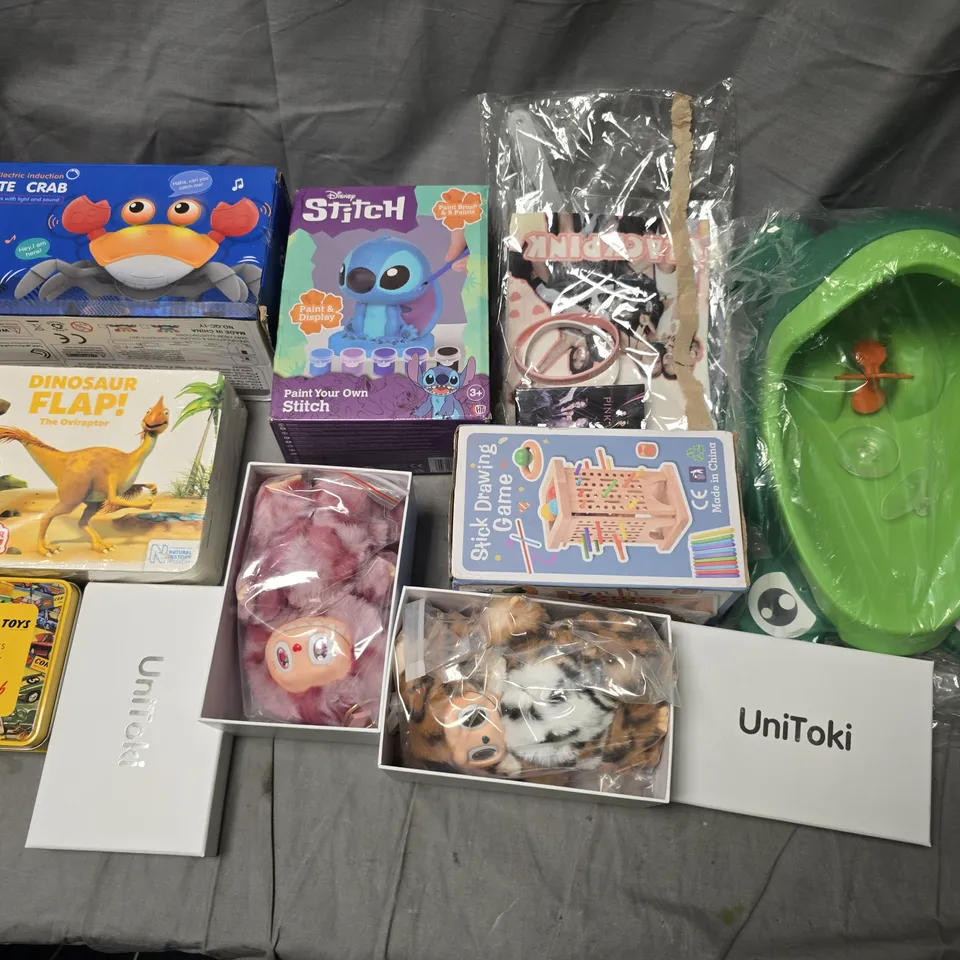 ASSORTED CHILDREN'S TOYS & CRAFT KITS – STITCH PAINT-YOUR-OWN, DINOSAUR FLAP!, CORGI TOYS TIN, UNITOKI BOX & MORE