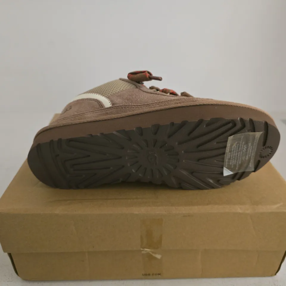 UGG LOWMEL ROCKY OAK UK 6 BOXED