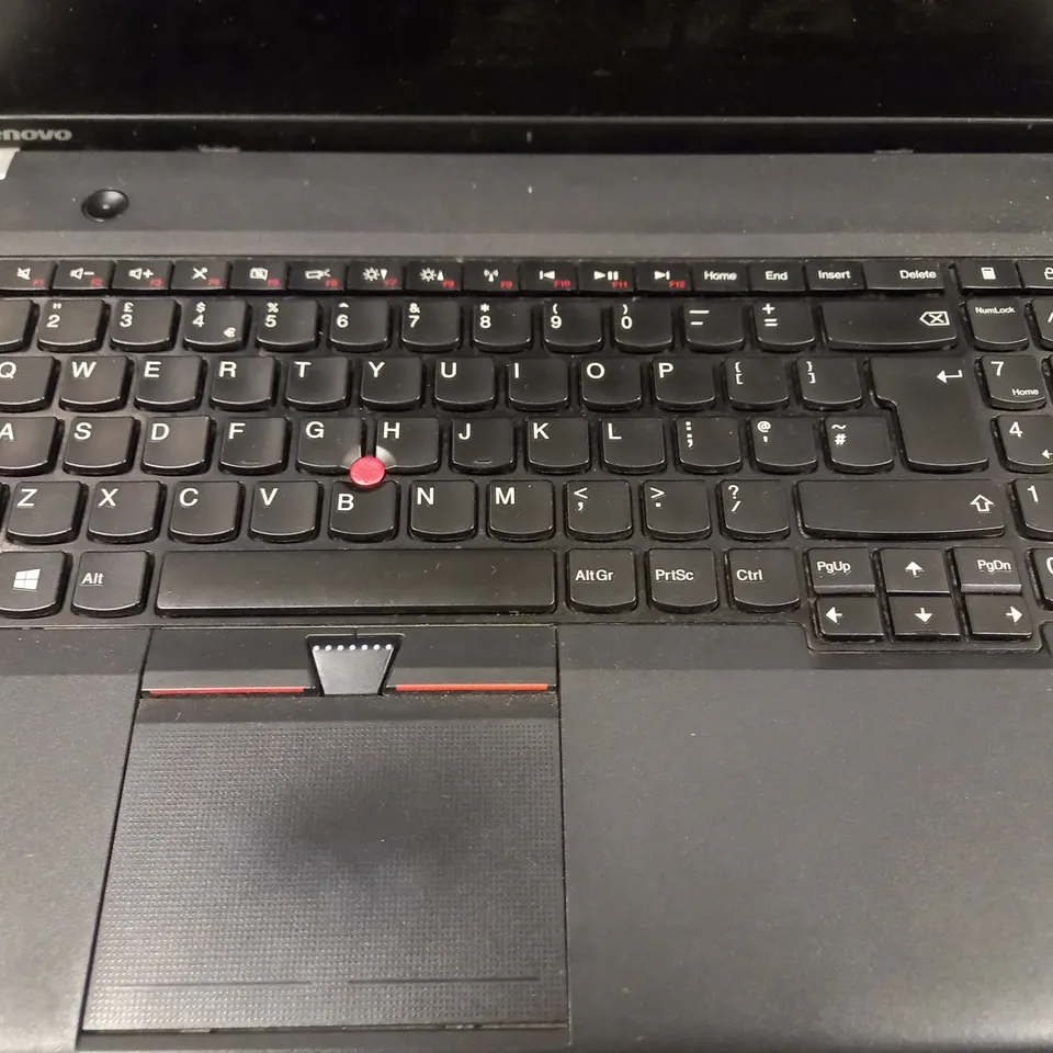 LENOVO THINKPAD EDGE E530C LAPTOP IN BLACK
