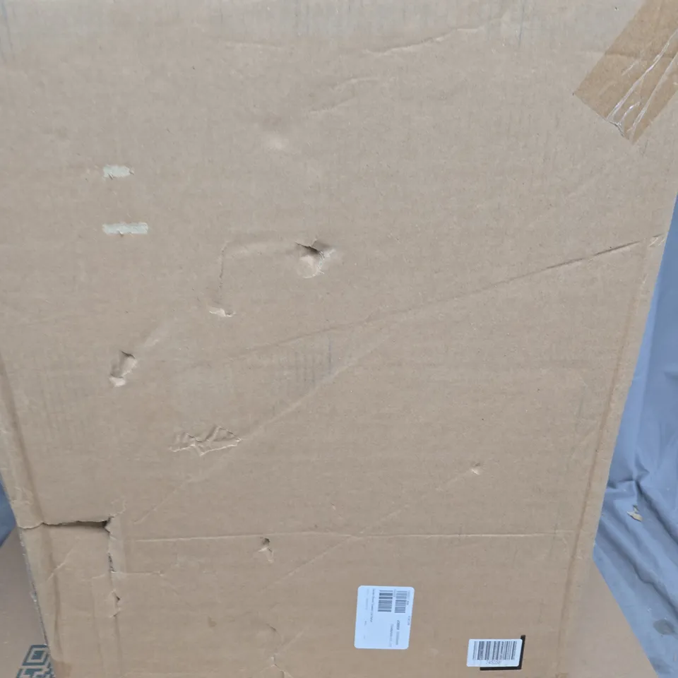 GARDEN STORIES TIMELESS LION STATUE 