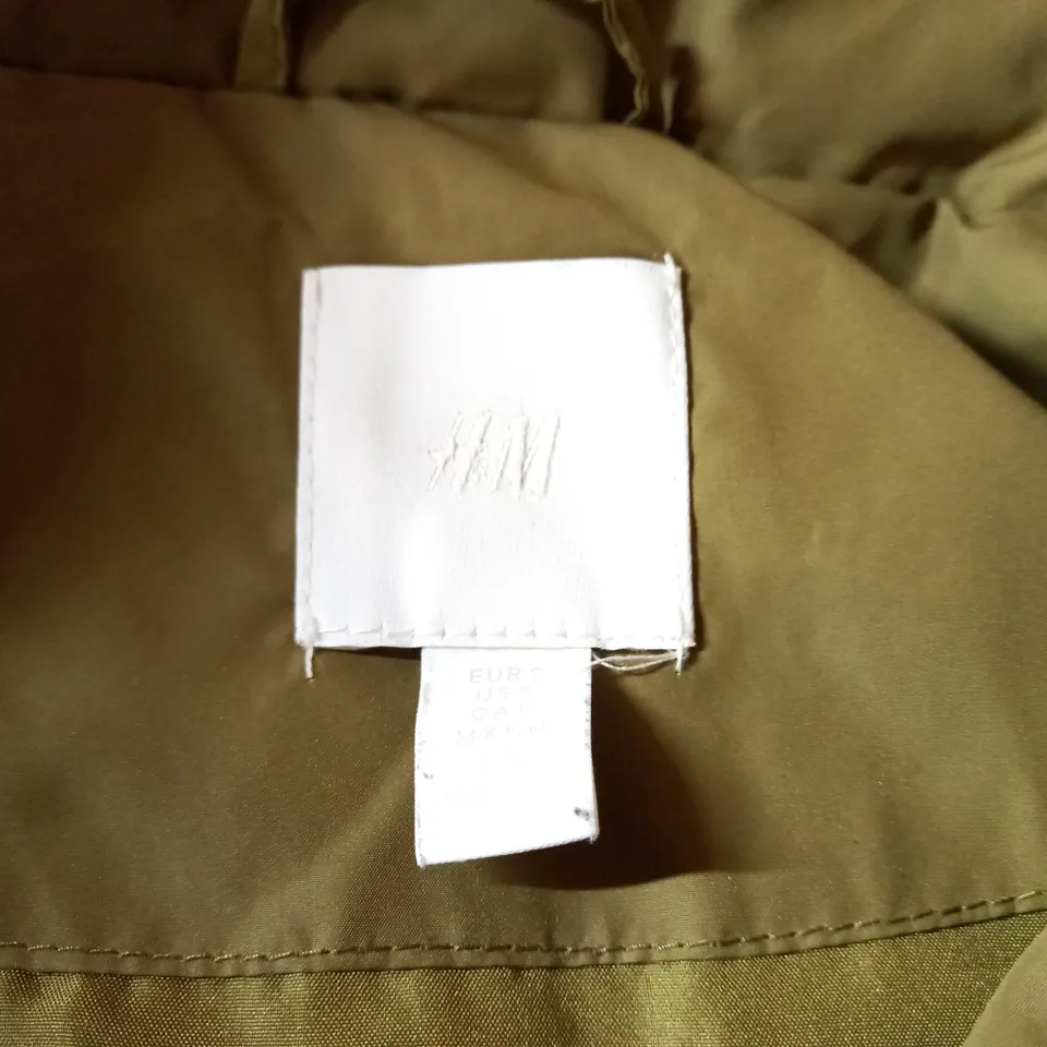 H&M GREEN PADDED GILET - SIZE EU S