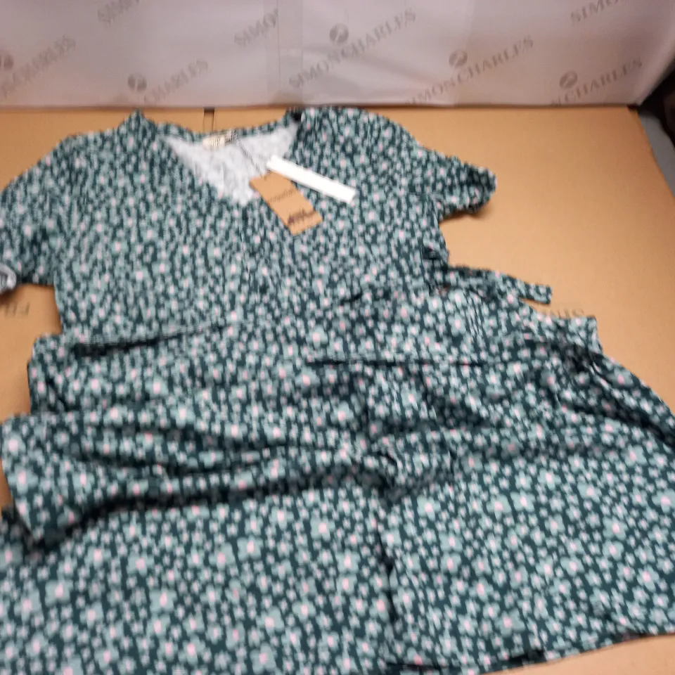 SUGARHILL GREEN JERSEY DRESS - UK 14