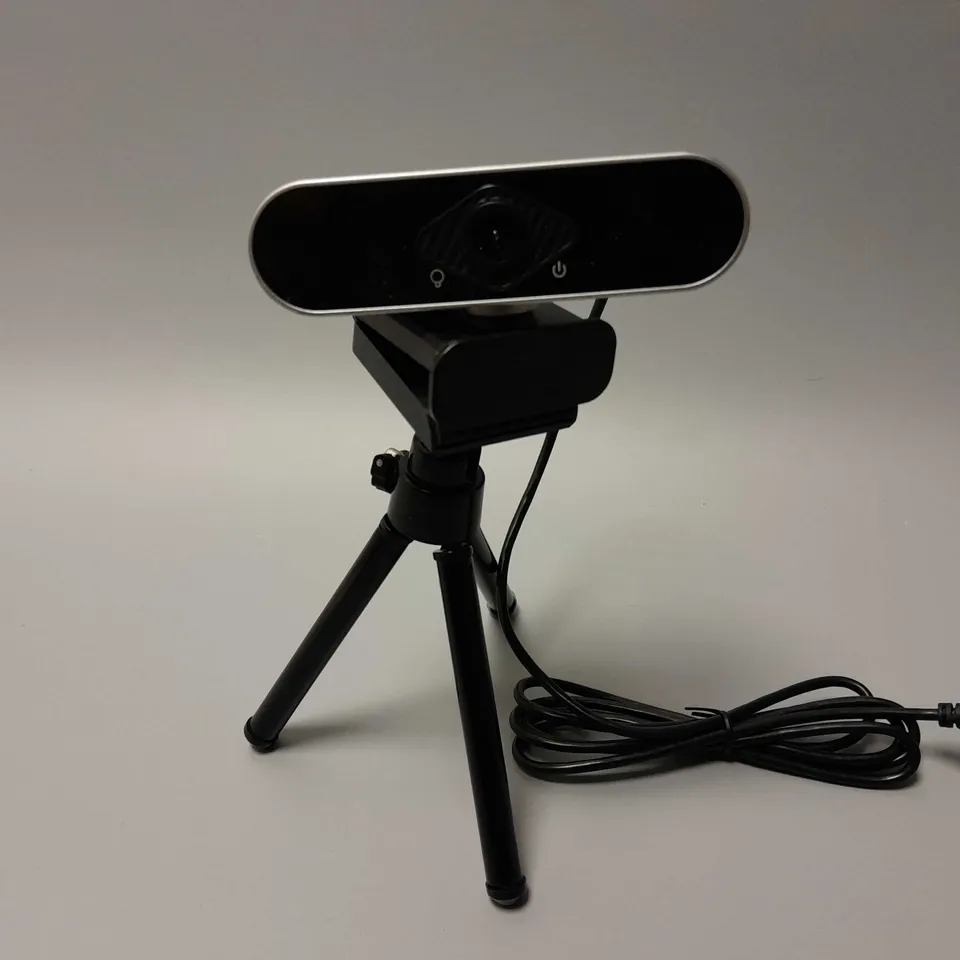 WEBCAM WITH MINI TRIPOD