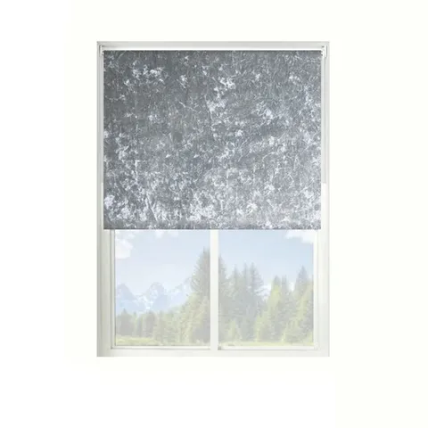 BLACKOUT ROLLER BLIND