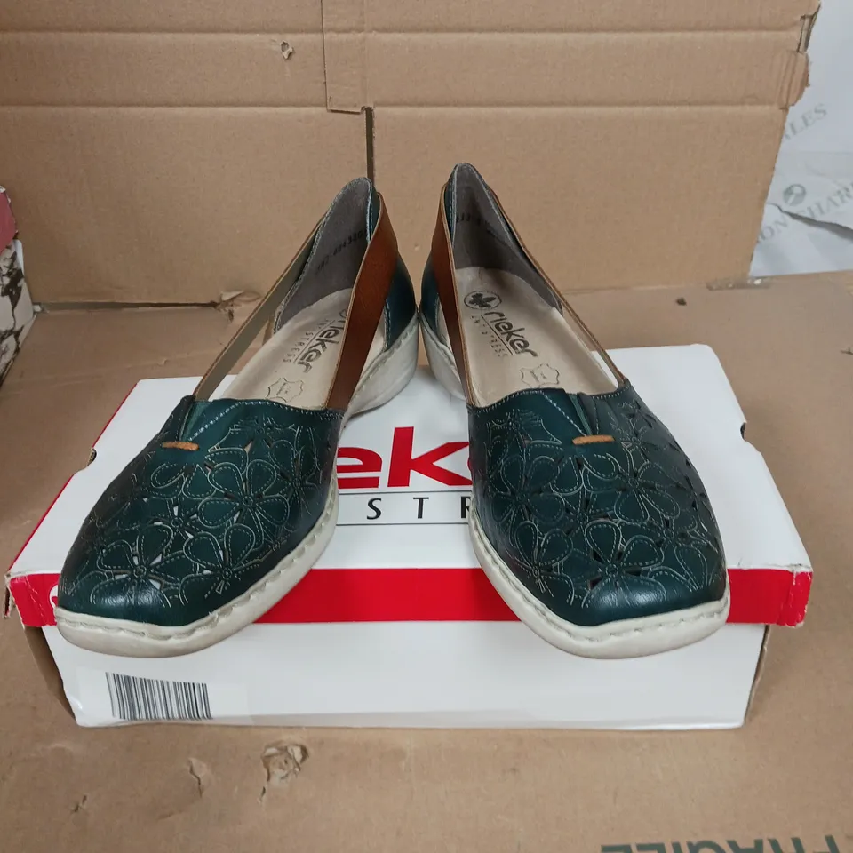 RIEKER SHOES BLUE/TAN  SIZE 6