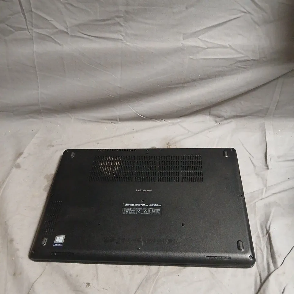 DELL LATITUDE 5580 LAPTOP – BLACK