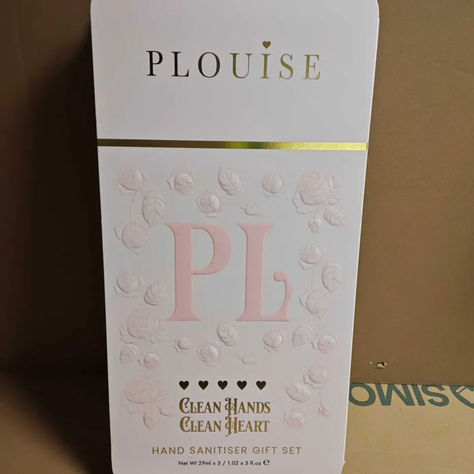 PLOUISE CLEAN HANDS CLEAN HEART HAND SANITISER GIFT SET (5 X 29ML)