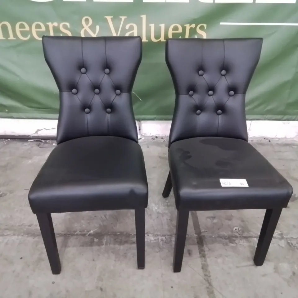 PAIR OF DESIGNER KENSINGTON RING BUTTONED BACK DINING CHAIRS BLACK PU BLACK LEGS