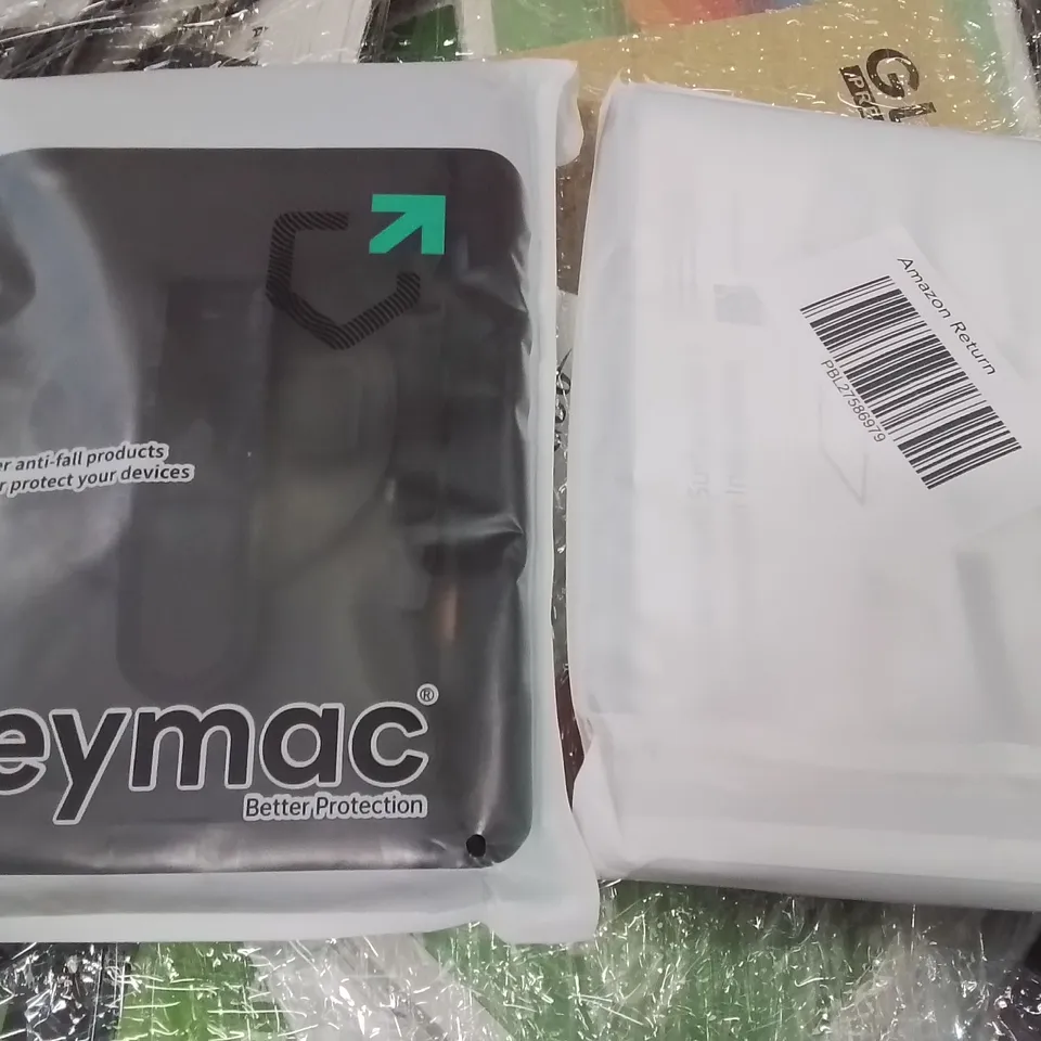 PALLET TO CONTAIN A LARGE QUANTITY OF TABLET CASES AND SCREEN PROTECTORS