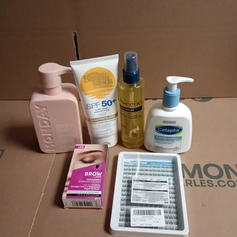 APPROXIMATEY 20 ASSORTED HEALTH AND BEAUTY PRODUCTS TO INCLUDE - AVEENO BODY OIL SPRAY - BONDI SANDS SUN LOTION AND CETAPHIL GENTLE SKIN CLEANSER