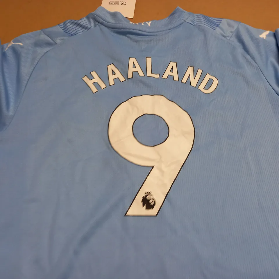 MANCHESTER CITY FOOTBALL KIT - EU 28