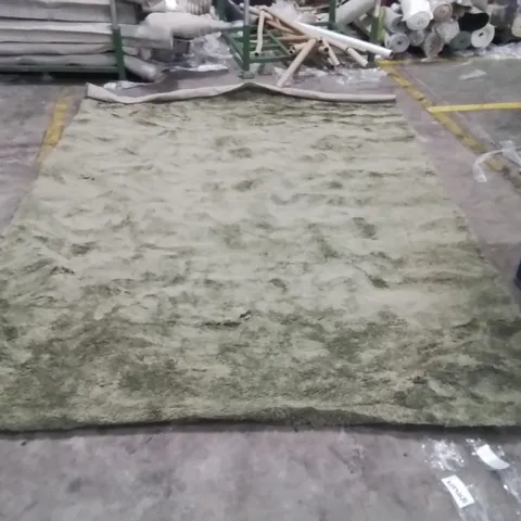 QUALITY DESIGNER AREA RUG - APPROXIMATELY 326x235