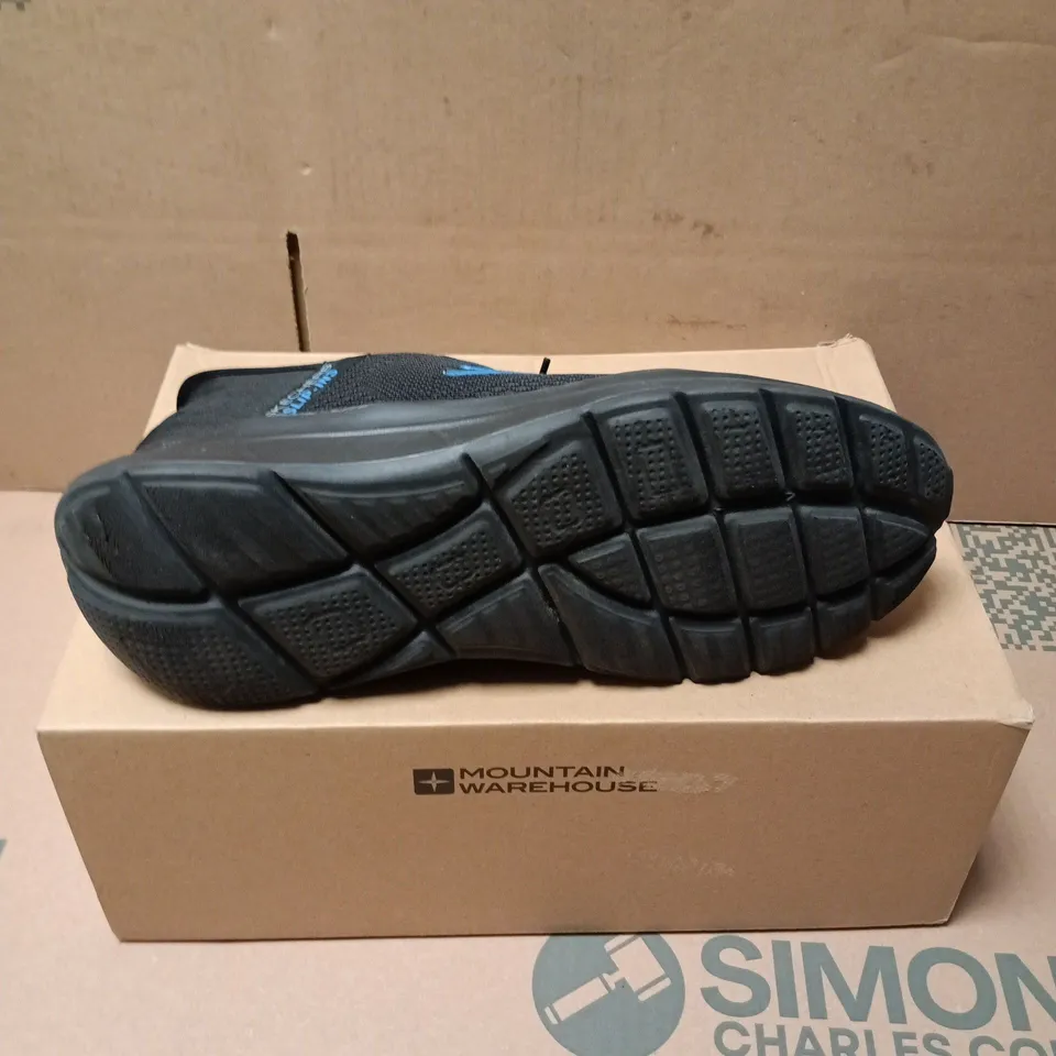 BOXED PAIR OF MOUNTAIN WAREHOUSE PATH OUTDOOR WATERPROOF WALKING SHOES IN BLACK - UK 8