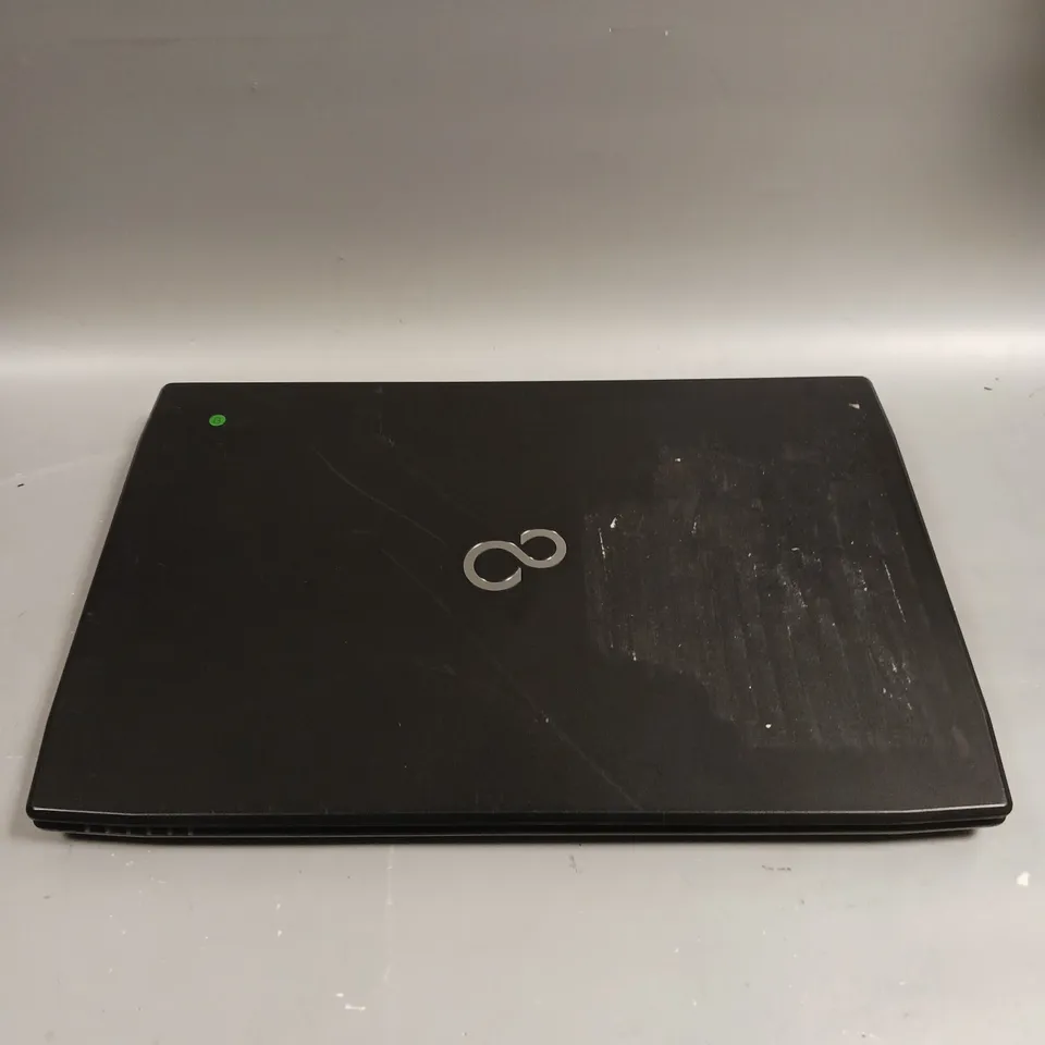 FUJITSU LIFEBOOK A514 LAPTOP 