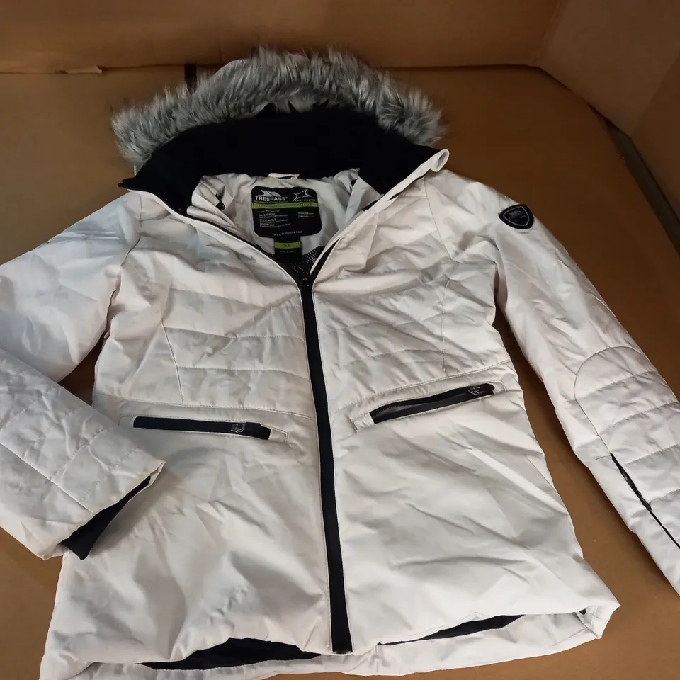TRESPASS WHITE HOODED COAT - XS