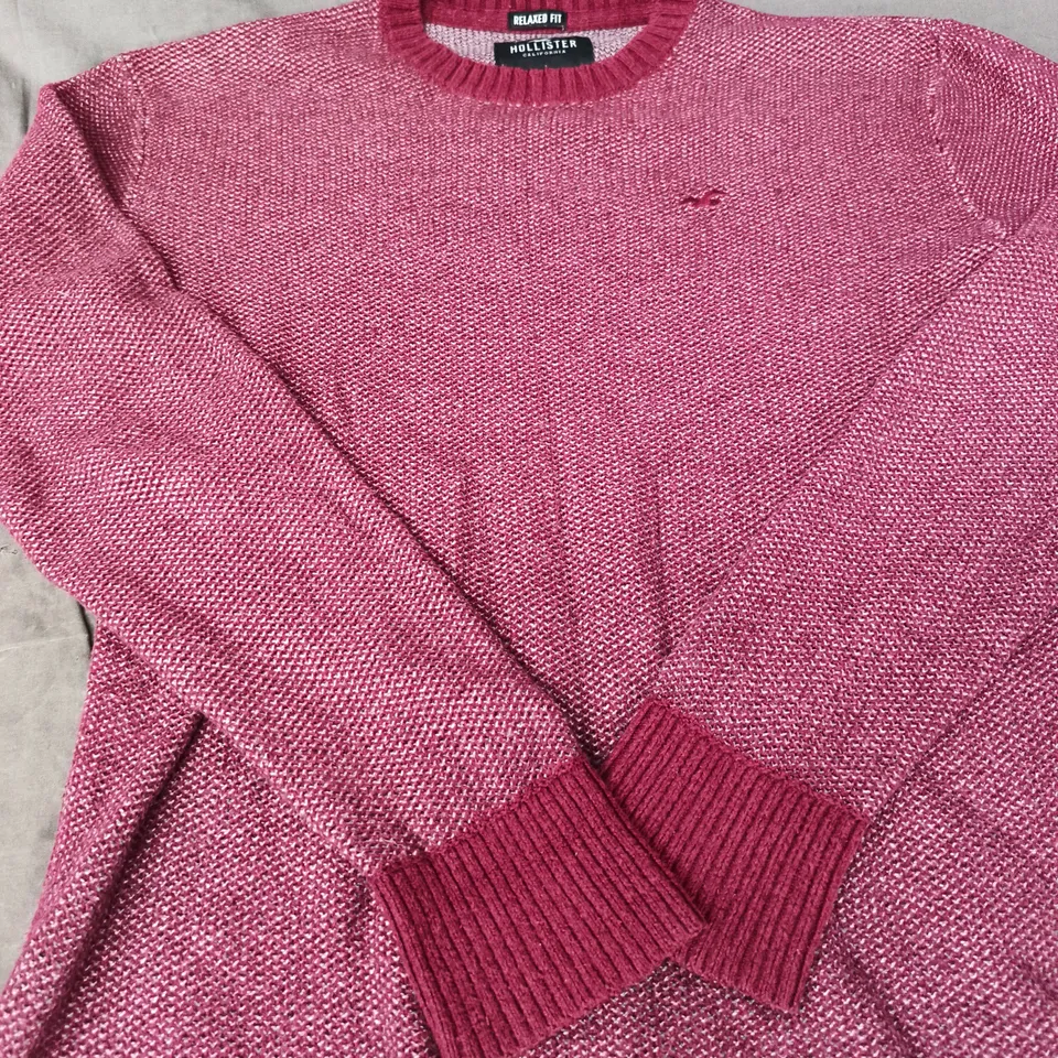 HOLLISTER KNITTED JUMPER - SIZE M