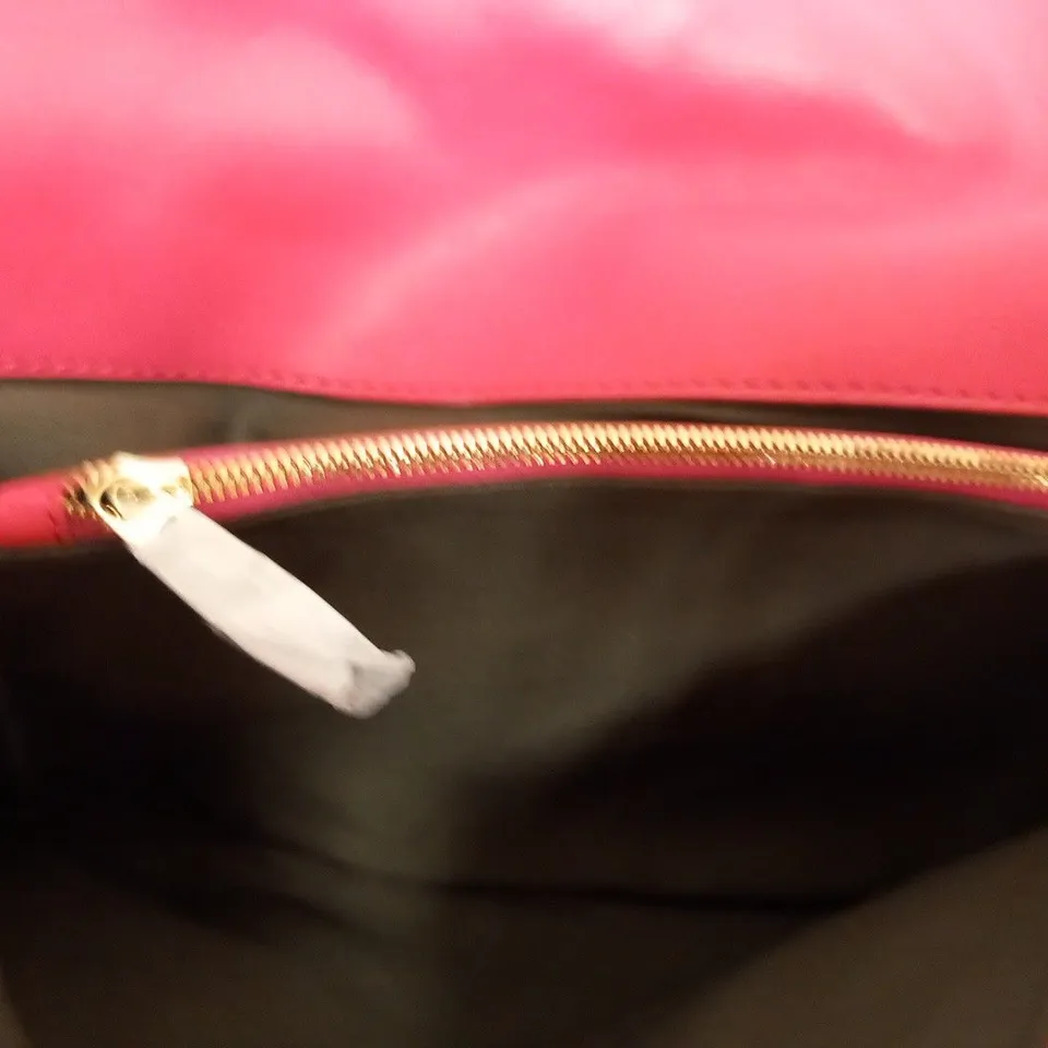MCQ BY ALEXANDER MCQUEEN PLAIN NAPPA HOT PINK CLUTCH BAG