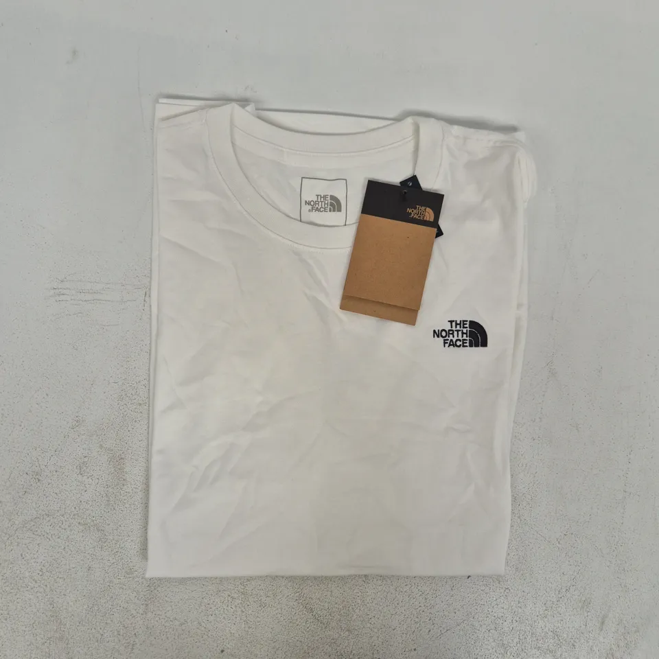 THE NORTH FACE SIMPLE DOME TEE IN WHITE SIZE LARGE