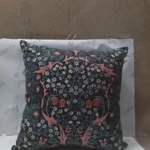 FLORAL PATTERN COTTON CUSHION