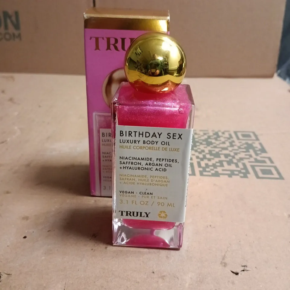 TRULY BIRTHDAY SEX LUXURY BODY OIL – 90 ML